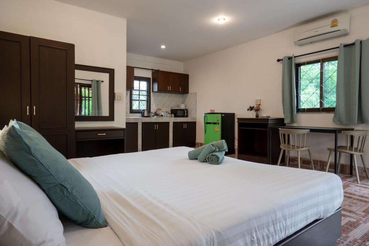 Lanta School Beach Resort เกาะลันตา ภายนอก รูปภาพ