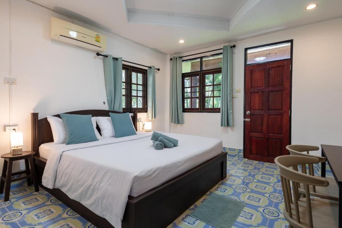 Lanta School Beach Resort เกาะลันตา ภายนอก รูปภาพ